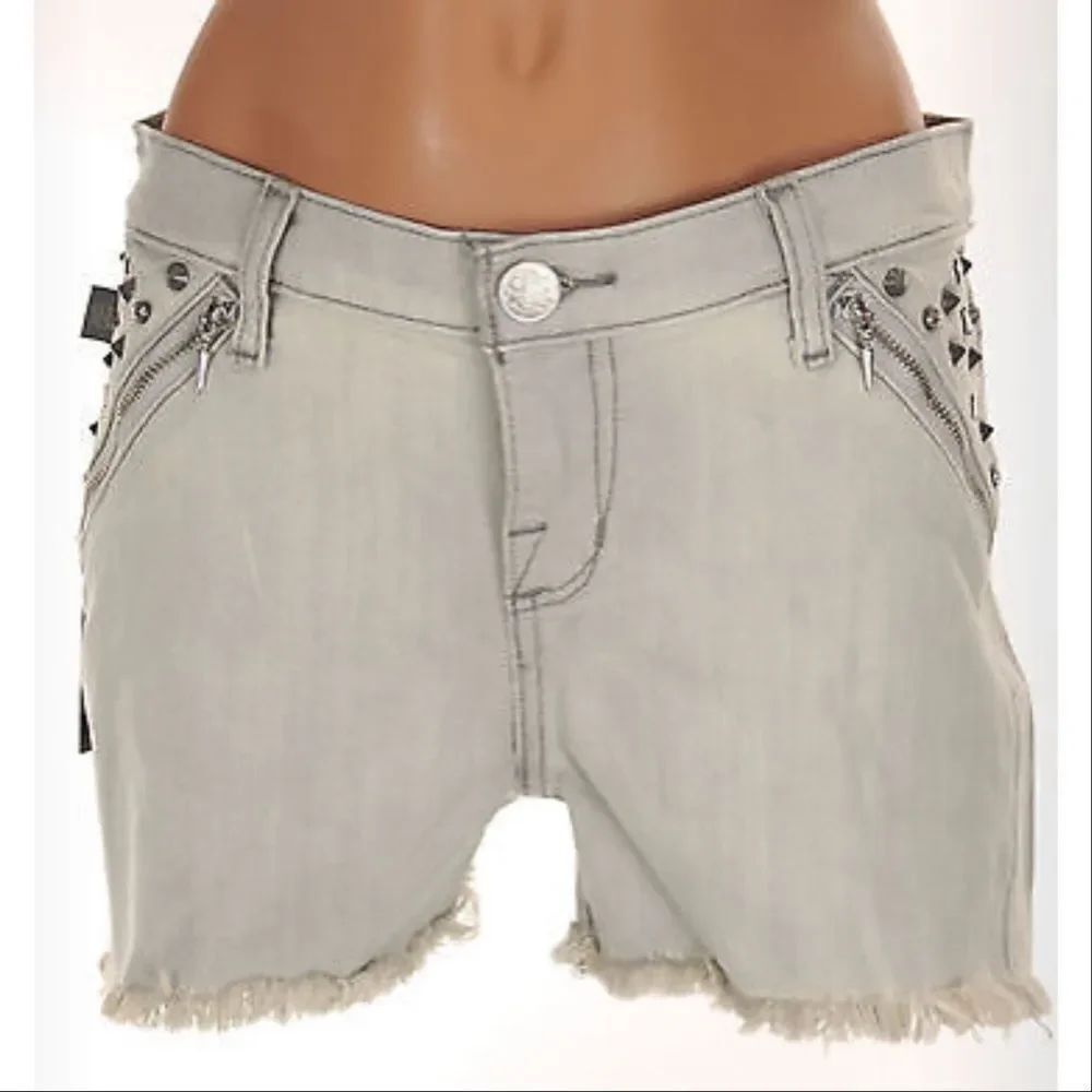 ✨Light Gray Denim Shorts Jet Tone Studs✨
